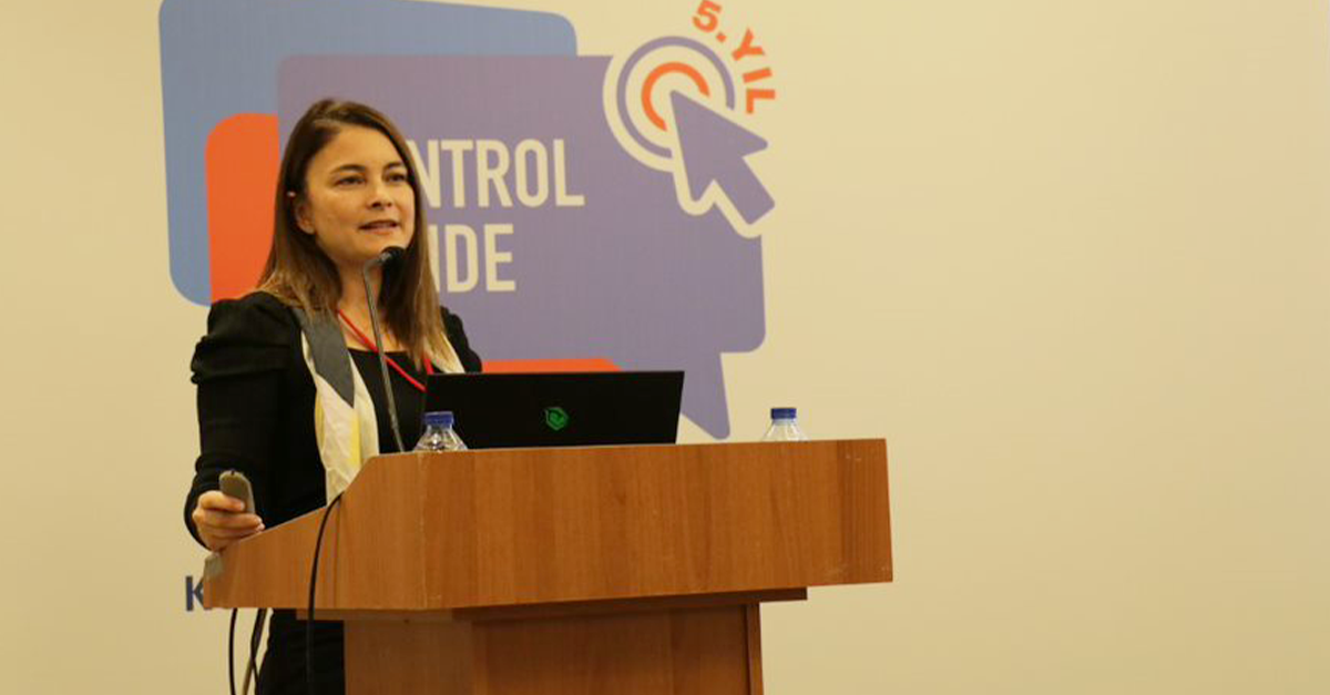 Begüm Yavuzdoğan Okumuş, Kontrol Bende Projesi Eğitim Programında Tecrübelerini Programın Gönüllü Eğitmenleri ile Paylaştı